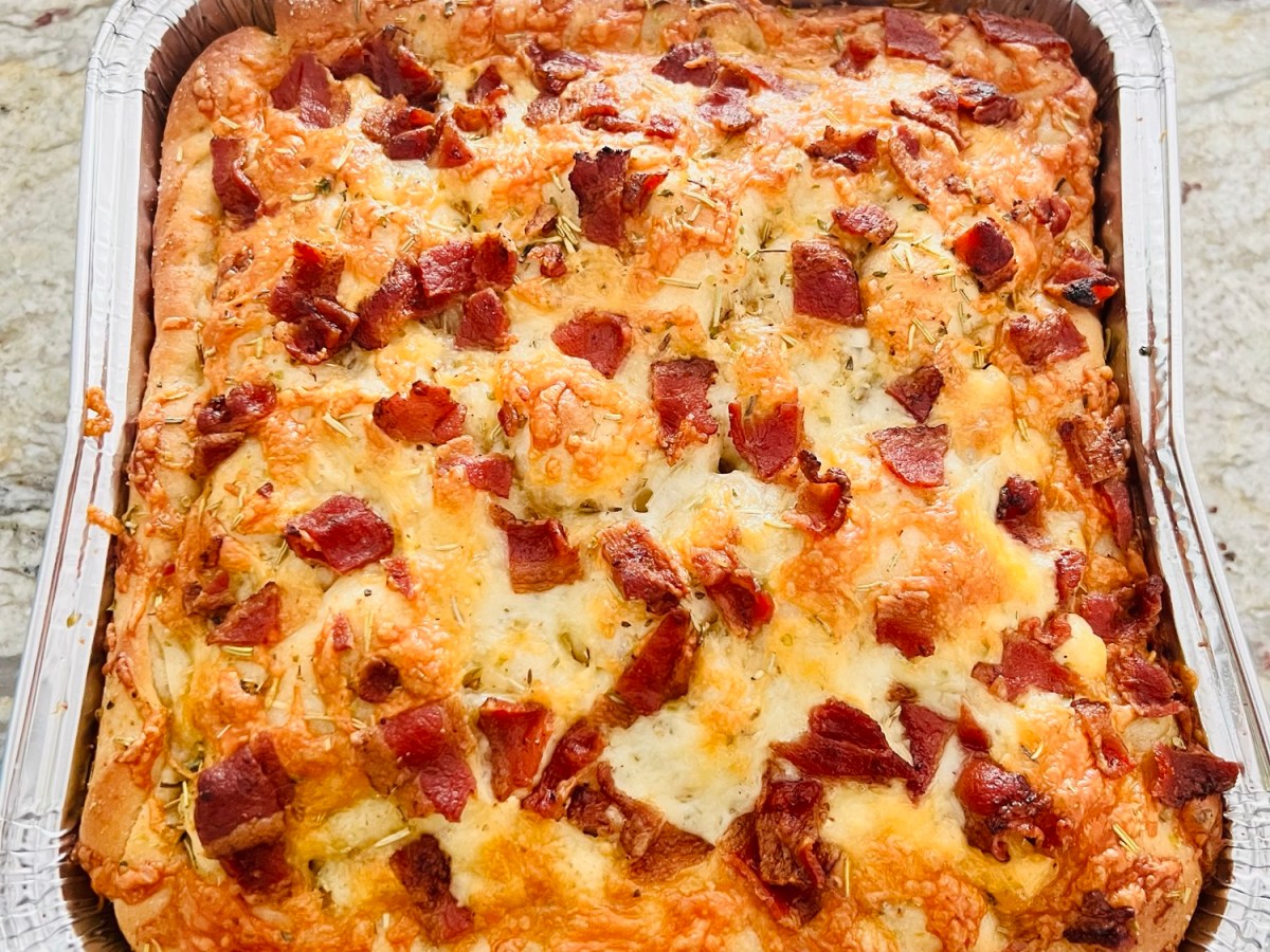Focaccia au fromage et au&nbsp;bacon