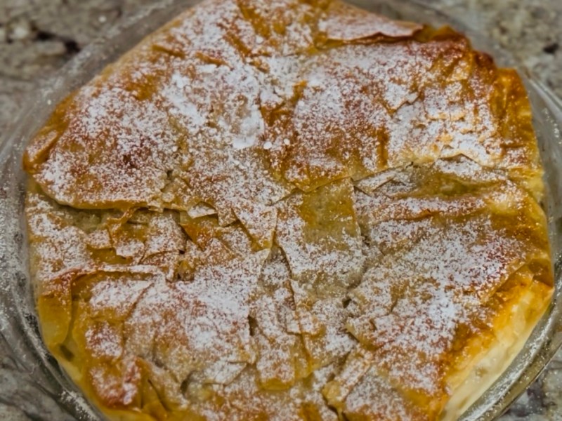 Pastilla (Tourte au poulet, aux dates et aux&nbsp;amandes)