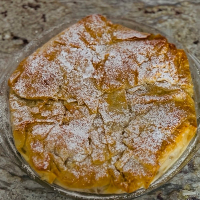 Pastilla (Tourte au poulet, aux dates et aux&nbsp;amandes)